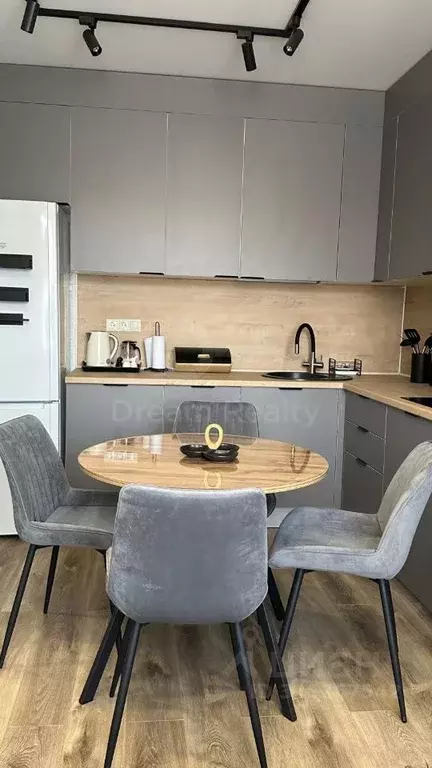 2-к кв. Москва, Москва, Московский г. ул. Никитина, 11к8 (59.8 м) - Фото 1