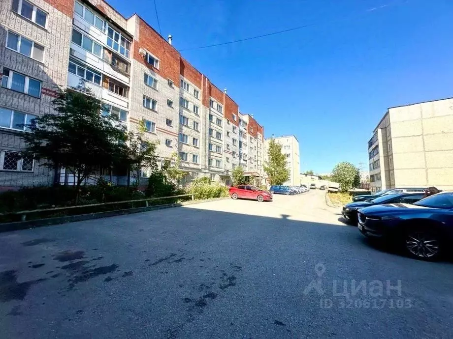3-к кв. Пермский край, Березники Комсомольская ул., 3 (64.0 м) - Фото 0
