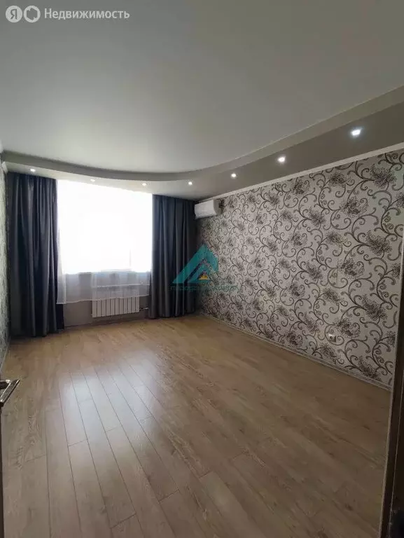 3-комнатная квартира: Оренбург, улица Геннадия Донковцева, 5/1 (65 м) - Фото 2