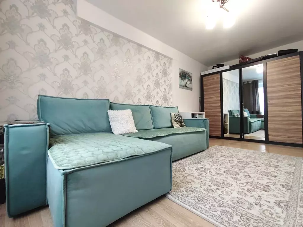 Продаётся 2-к квартира, 42.8 м - Фото 0
