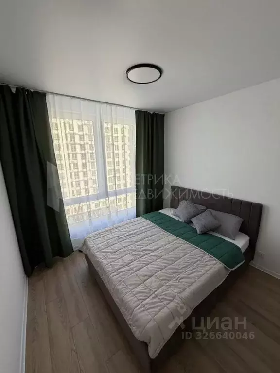 1-к кв. Тюменская область, Тюмень ул. Юрия Рогачева, 11к1 (33.0 м) - Фото 1