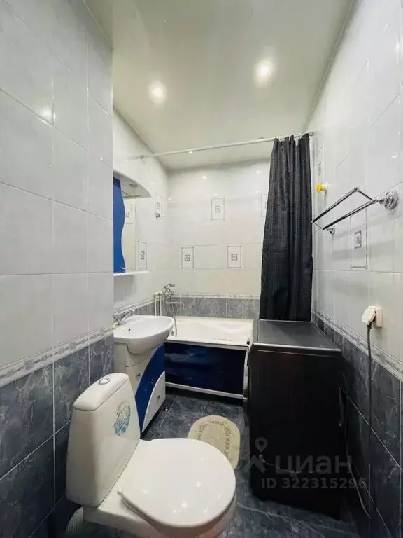 1-к кв. Саха (Якутия), Якутск ул. Лермонтова, 49 (62.0 м) - Фото 2