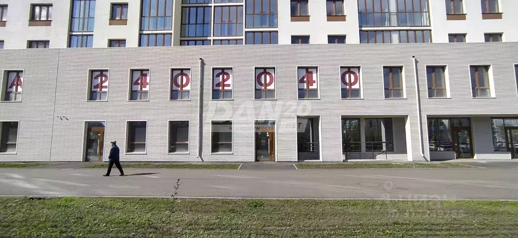 Торговая площадь в Челябинская область, Челябинск ул. Братьев ... - Фото 0
