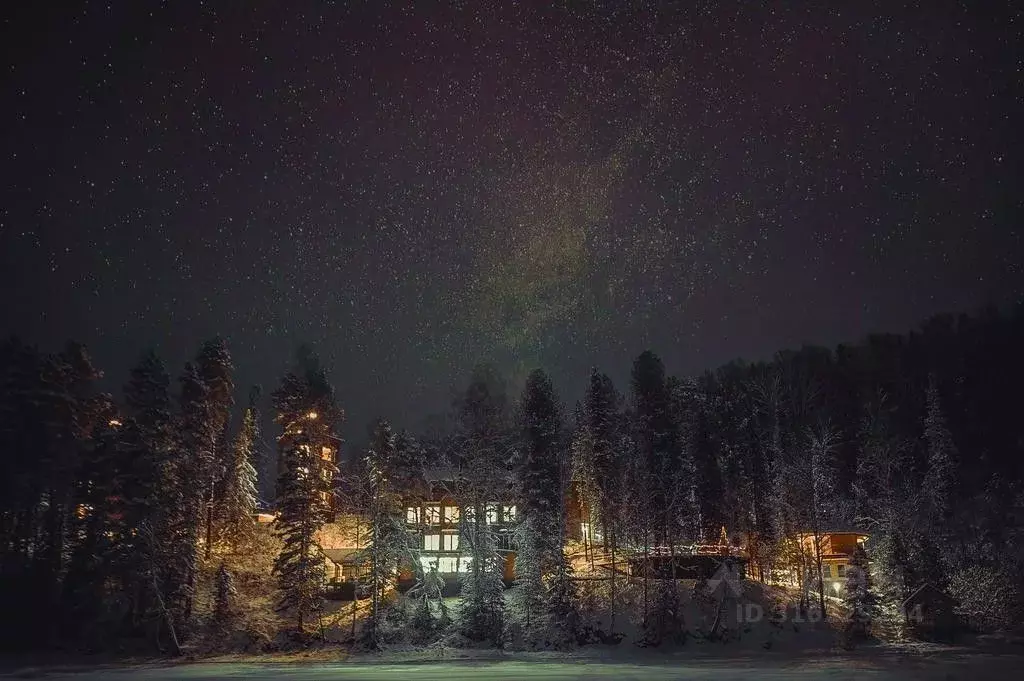 Комната Алтай, Турочакский район, с. Артыбаш Телецкая ул. (10.0 м) - Фото 0