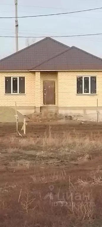 Дом в Оренбургская область, Оренбургский район, с. Ивановка ул. ... - Фото 1