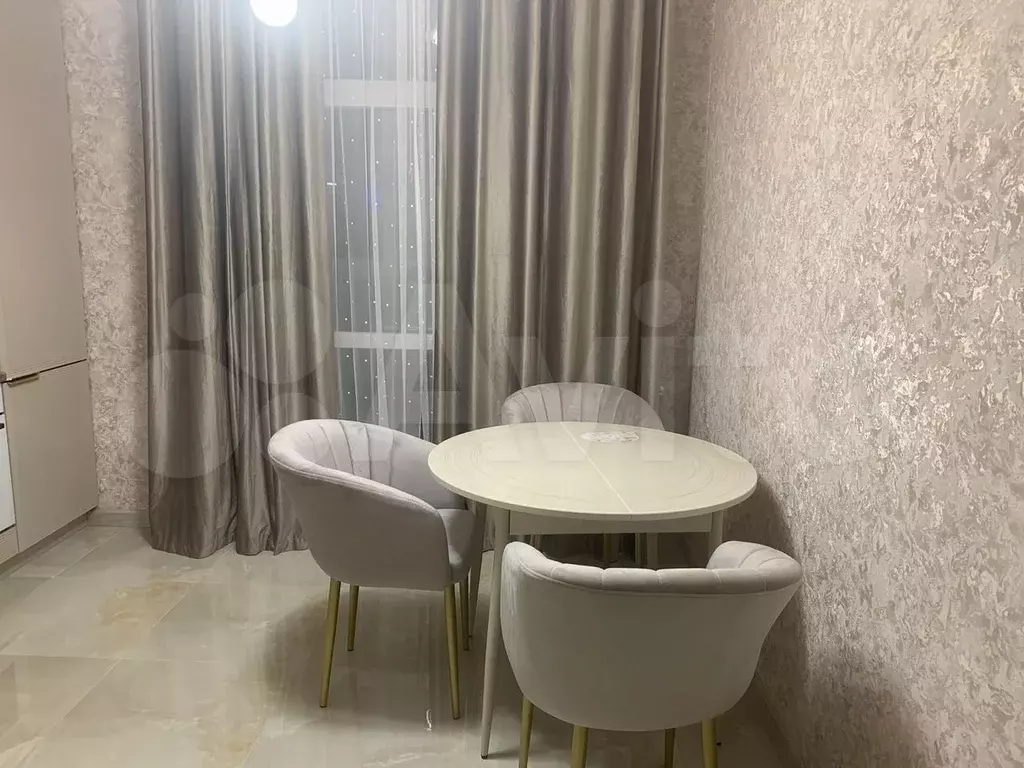 1-к. квартира, 46 м, 2/8 эт. - Фото 1