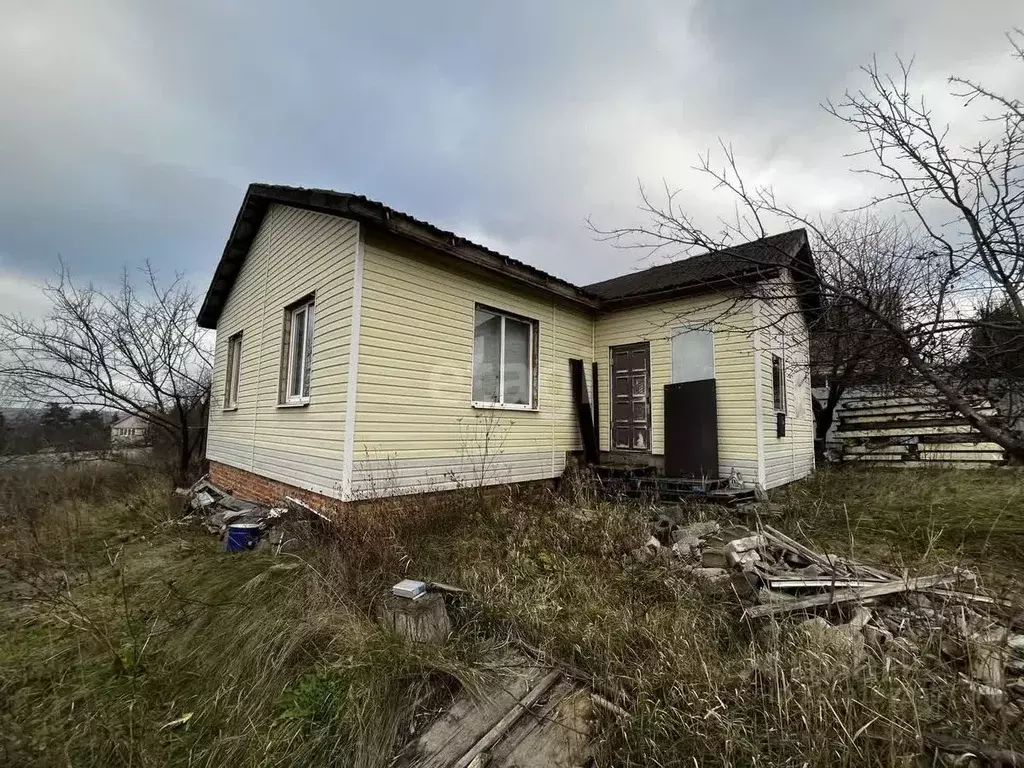 Дом в Белгородская область, Белгород Репное мкр, пер. 2-й Воеводский, ... - Фото 1