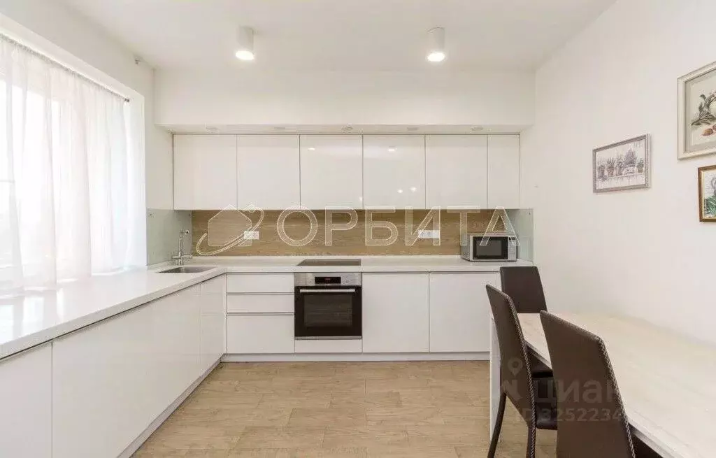 2-к кв. Тюменская область, Тюмень ул. Червишевский Тракт, 21к1 (70.6 ... - Фото 1