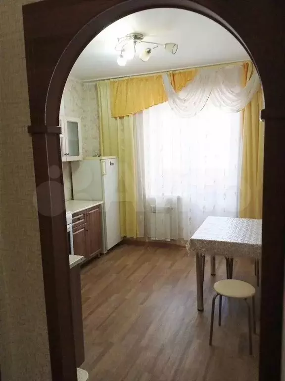 1-к. квартира, 40 м, 3/15 эт. - Фото 1