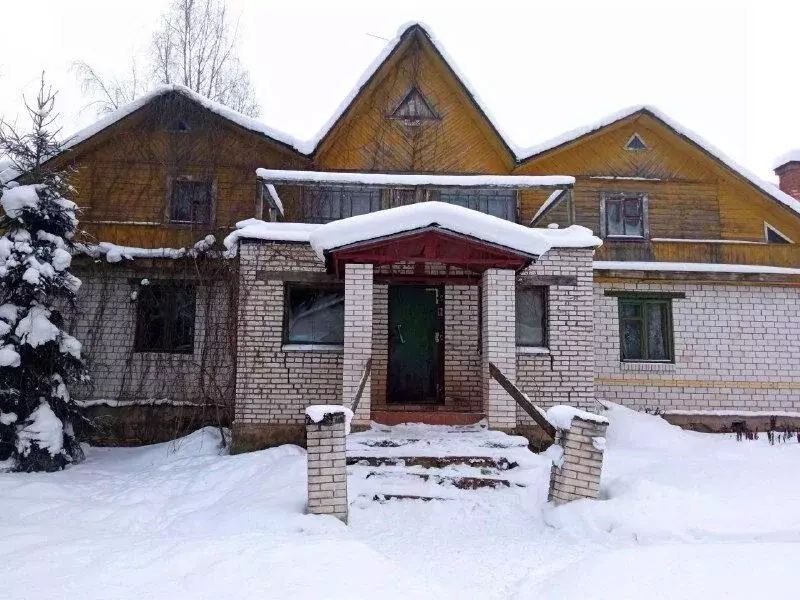 Дом в Ленинградская область, Гатчинский муниципальный округ, пос. ... - Фото 1