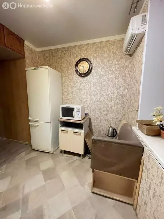 3-комнатная квартира: Астрахань, микрорайон Завод имени 30-летия ... - Фото 2