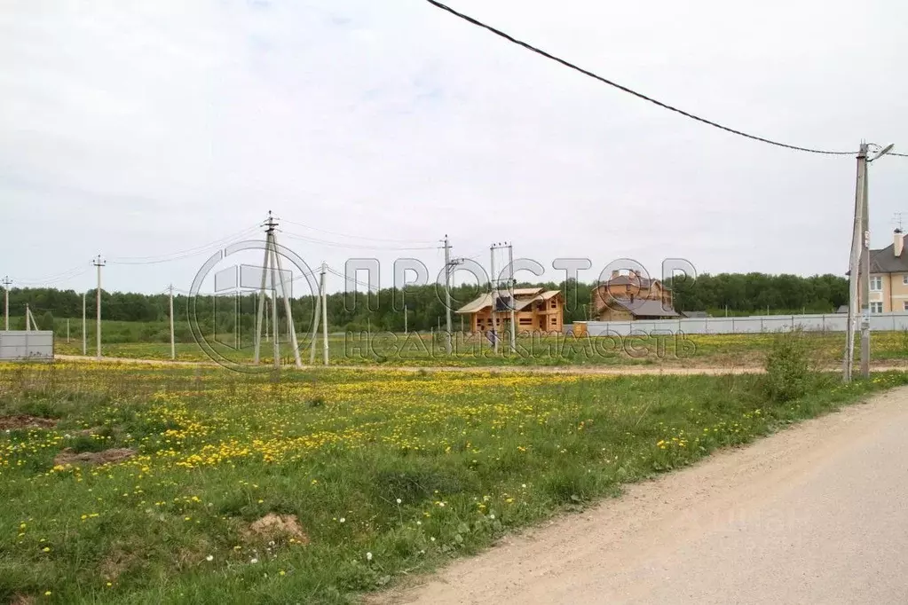 Участок в Московская область, Дмитровский городской округ, д. ... - Фото 1