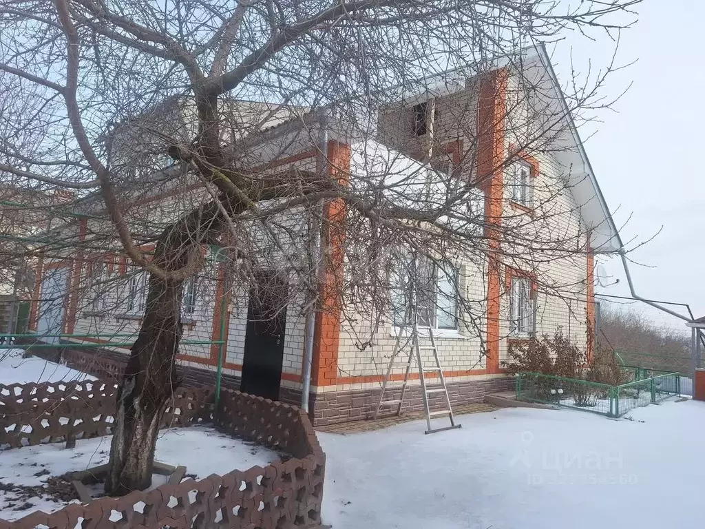 Дом в Белгородская область, Белгород пер. 3-й Малый, 8 (223 м) - Фото 2