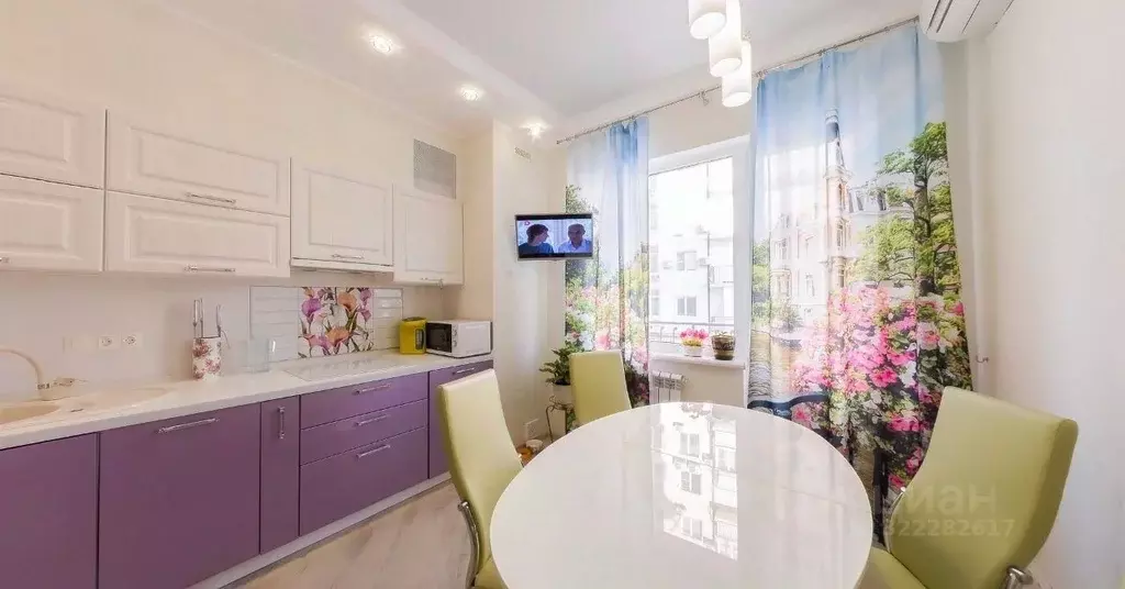 2-к кв. Краснодарский край, Геленджик ул. Южная, 35/2 (65.4 м) - Фото 0