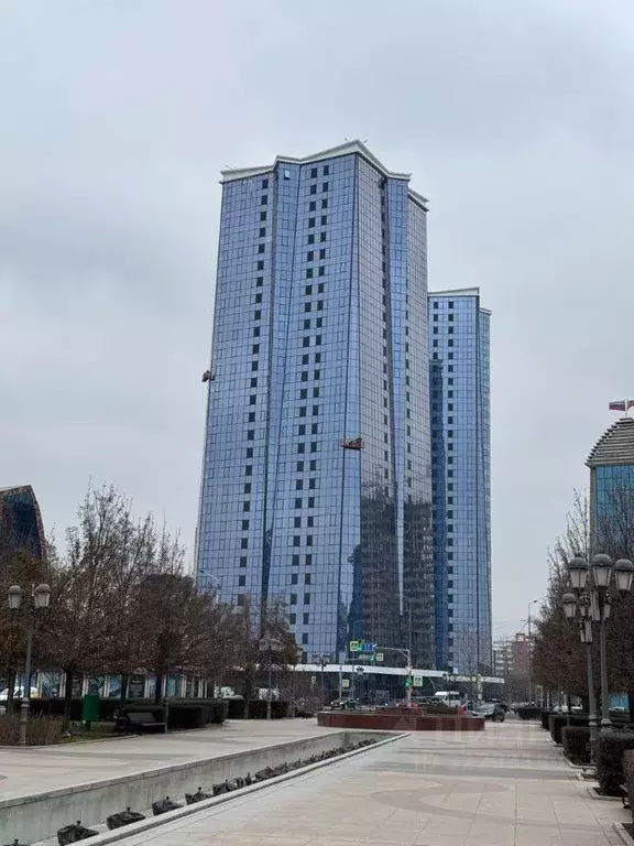 3-к кв. Чеченская республика, Грозный ул. Сайпуддина Шарпудиновича ... - Фото 1