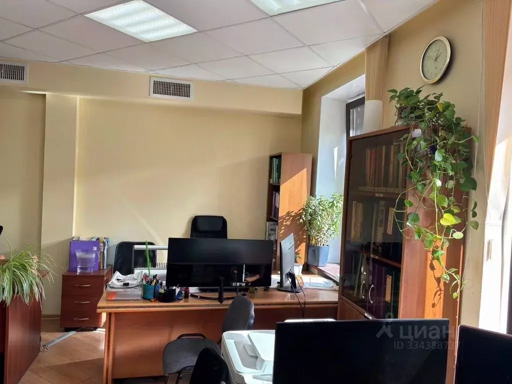 Офис в Москва ул. Кузнецкий Мост, 19С2 (36 м) - Фото 2