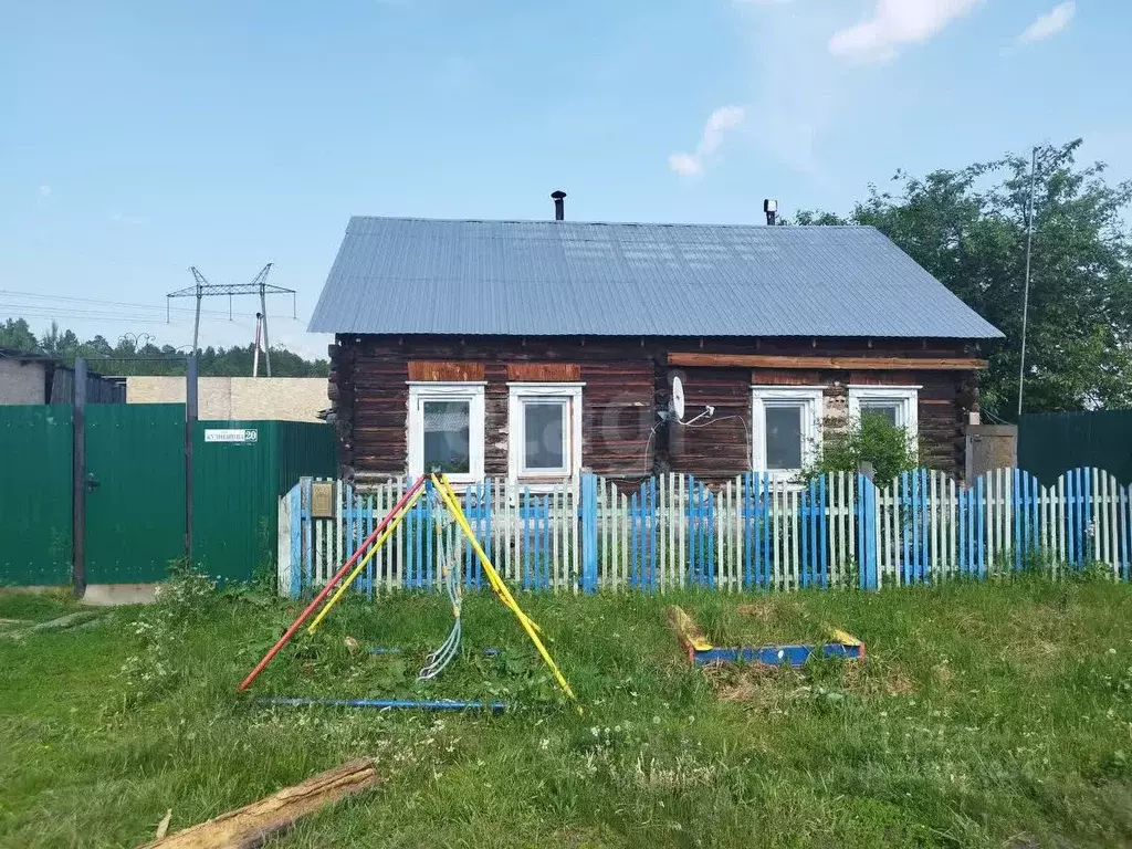 Дом в Свердловская область, Талицкий муниципальный округ, пос. ... - Фото 1