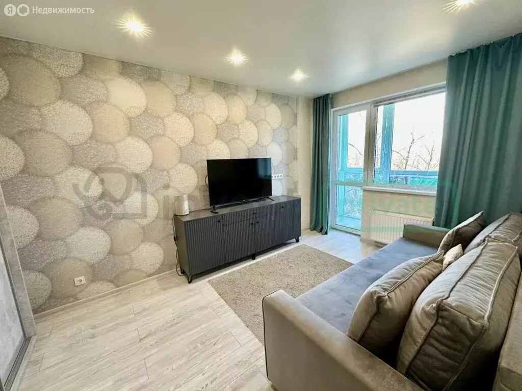 1-комнатная квартира: Калининград, Летняя улица, 72 (32 м) - Фото 2