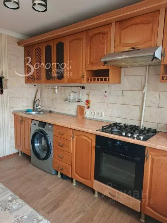 3-к кв. Ставропольский край, Кисловодск ул. Островского, 33 (75.0 м) - Фото 2