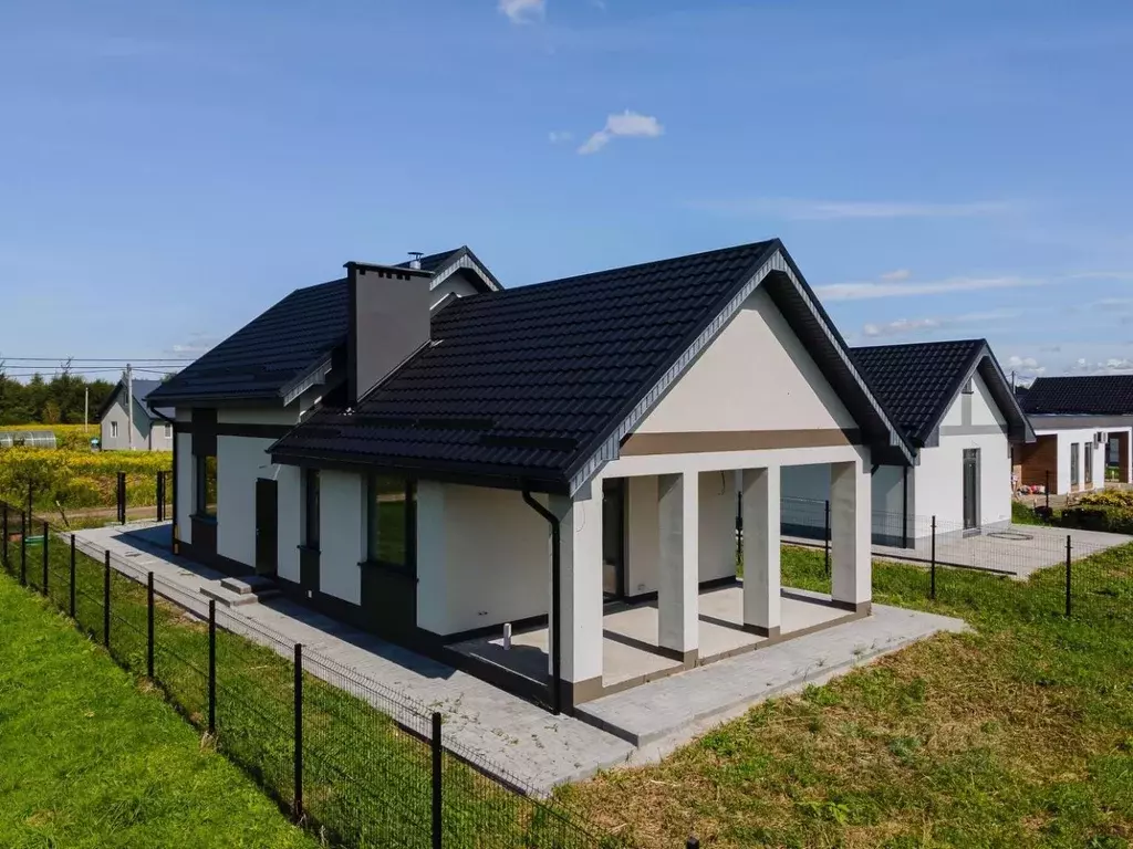 Дом в Калининградская область, Гурьевский муниципальный округ, пос. ... - Фото 1