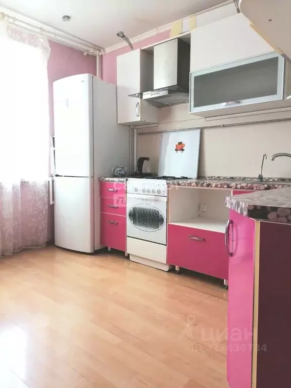 3-к кв. Вологодская область, Череповец ул. Партизана Окинина, 12 (70.8 ... - Фото 0