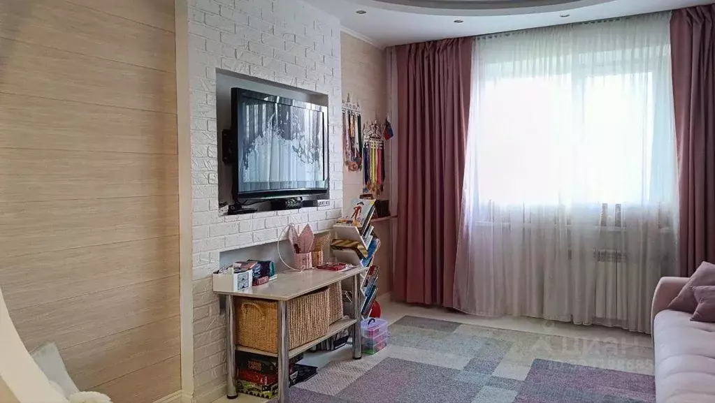 2-к кв. Саратовская область, Саратов ул. Имени П.Ф. Батавина, 10 (52.5 ... - Фото 0