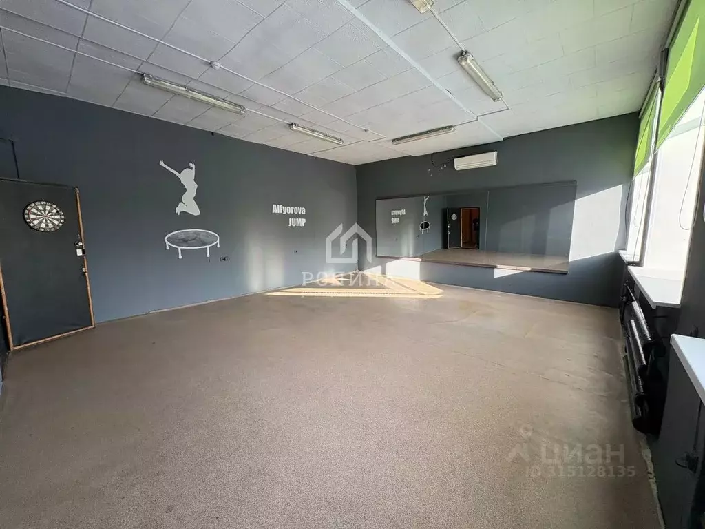 Помещение свободного назначения в Хабаровский край, ... - Фото 0