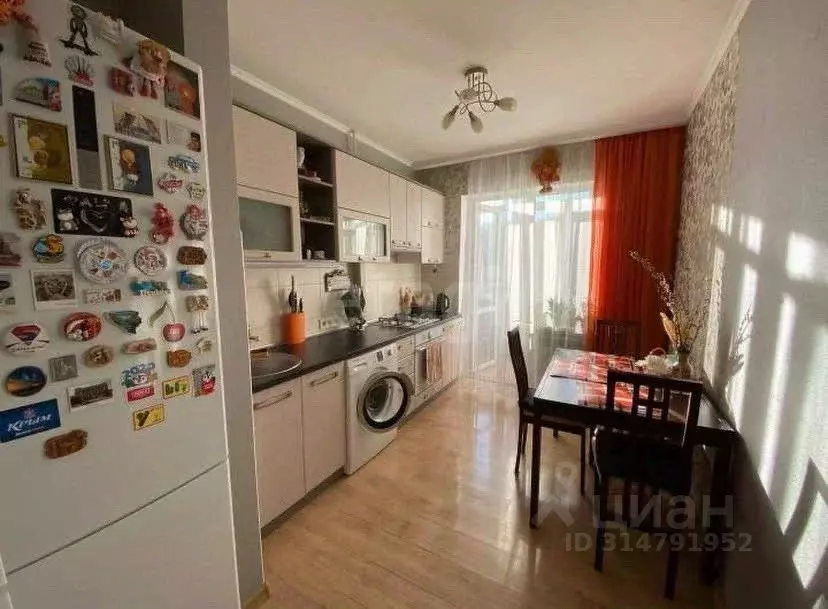 3-к кв. Крым, Симферополь ул. Героев Сталинграда (65.7 м) - Фото 1