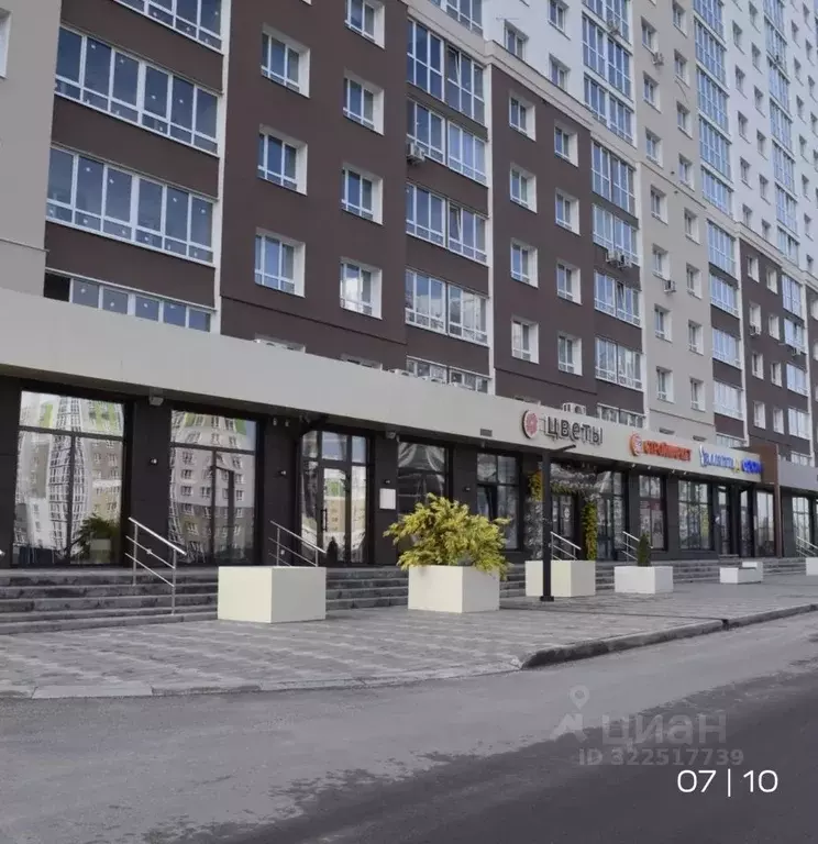 3-к кв. Брянская область, Брянск ул. Имени А.Ф. Войстроченко, 5 (68.56 ... - Фото 1
