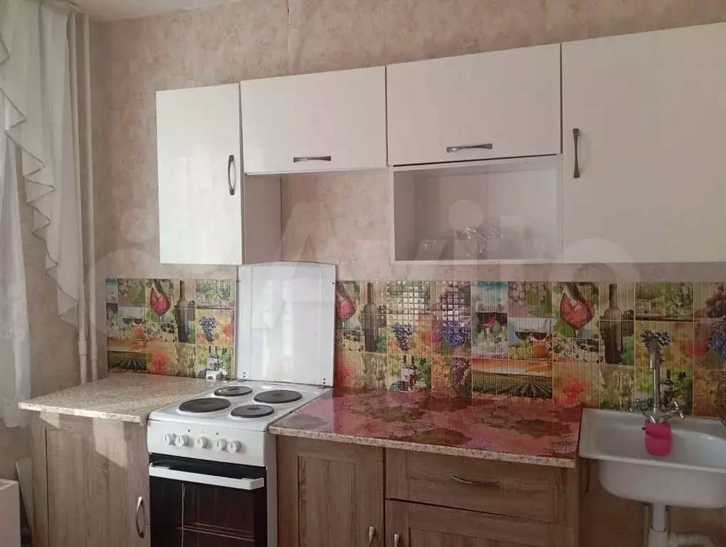 1-к. квартира, 40 м, 1/10 эт. - Фото 0
