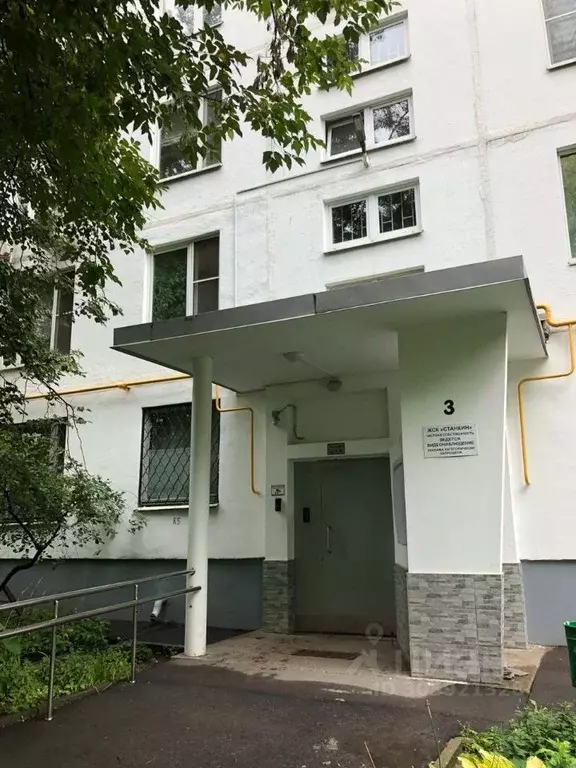 Комната Москва ул. Яблочкова, 35 (18.0 м) - Фото 1