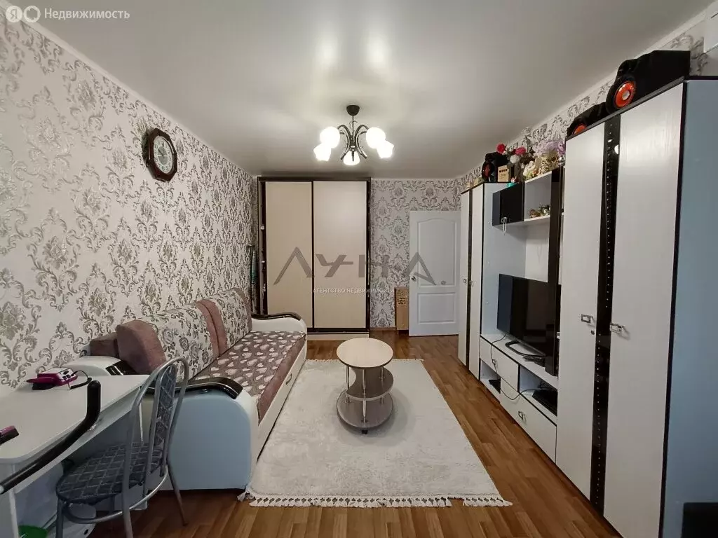 2-комнатная квартира: Набережные Челны, улица Ахметшина, 128 (64 м) - Фото 2