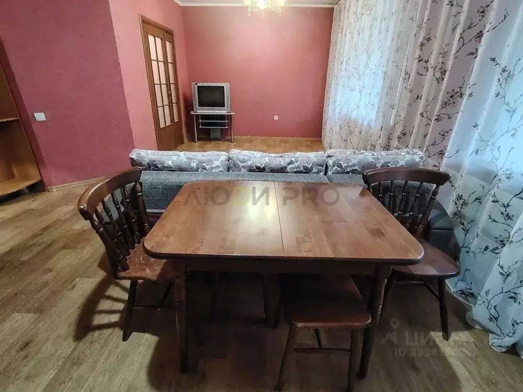 2-к кв. Алтайский край, Барнаул Балтийская ул., 12 (40.5 м) - Фото 2