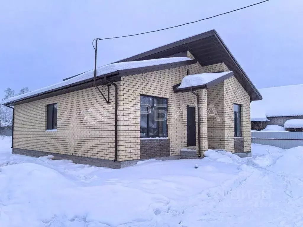 Дом в Тюменская область, Тюменский муниципальный округ, Винзили рп  ... - Фото 1