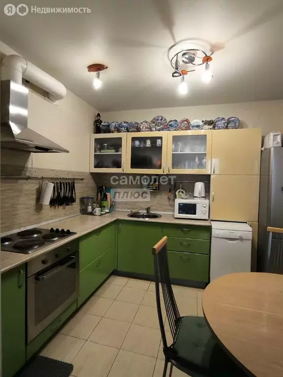 3-комнатная квартира: Омск, улица Ватутина, 33 (72.5 м) - Фото 1
