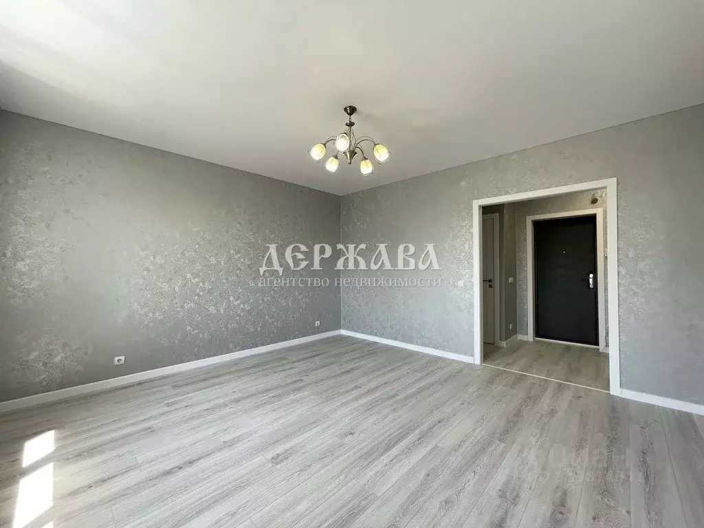 1-к кв. Белгородская область, Старый Оскол Зеленый Лог мкр, 7 (42.4 м) - Фото 0