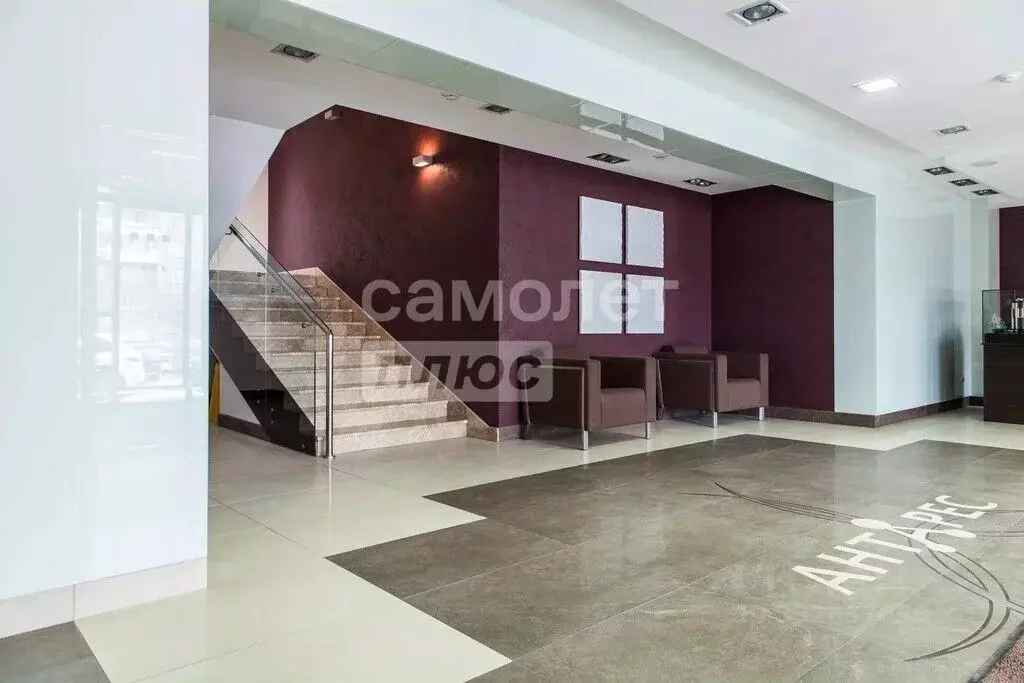 Офис в Свердловская область, Екатеринбург ул. Шейнкмана, 121 (310 м) - Фото 1