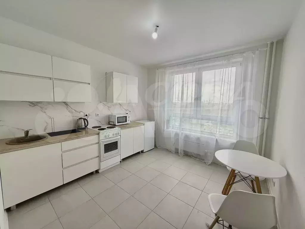 1-к. квартира, 40 м, 3/24 эт. - Фото 1