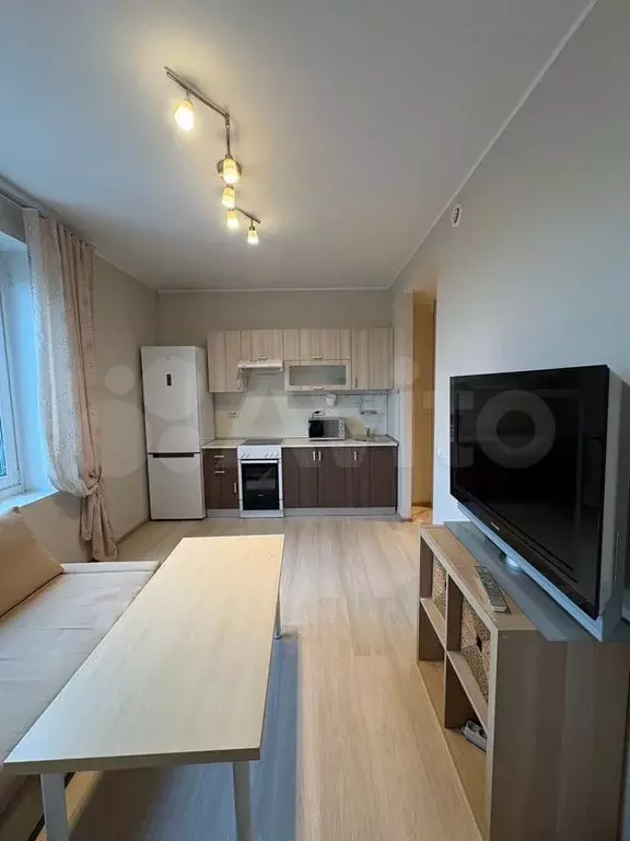 1-к. квартира, 39,5 м, 18/25 эт. - Фото 0