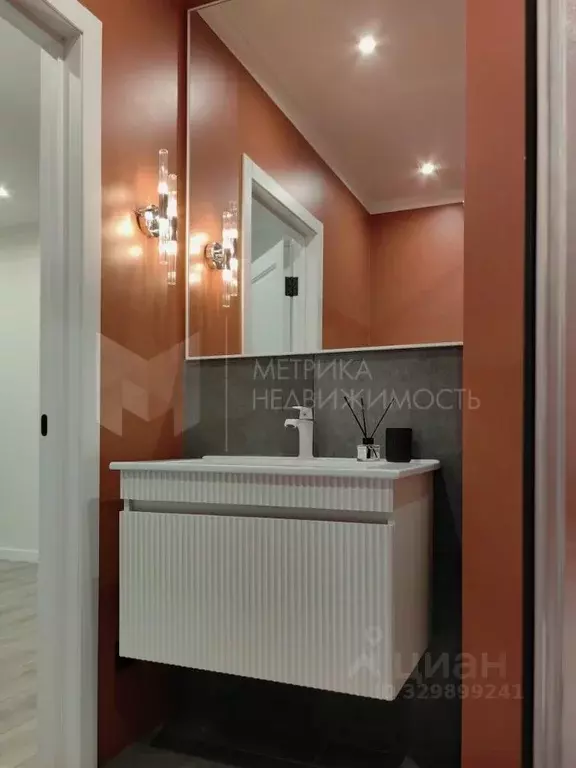 2-к кв. Тюменская область, Тюмень Рощино мкр, ул. Александра ... - Фото 1