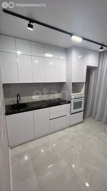 2-комнатная квартира: Оренбург, улица Братьев Хусаиновых, 6 (58 м) - Фото 2