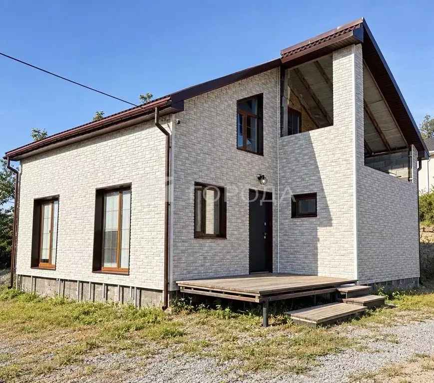 Дом в Приморский край, Артем ул. Чапаева, 110 (138 м) - Фото 1