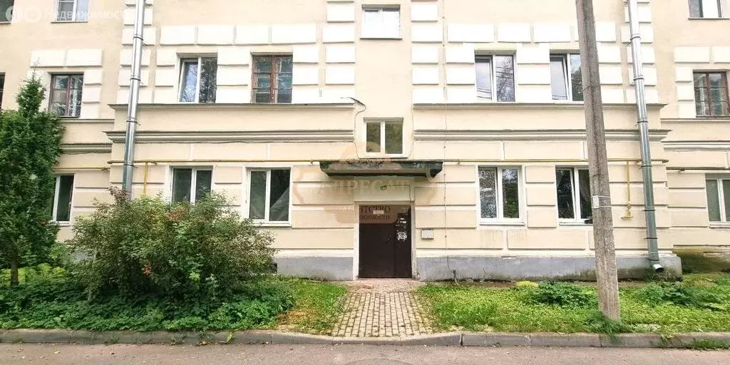 3-комнатная квартира: Гатчина, Красноармейский проспект, 19 (83.6 м) - Фото 2