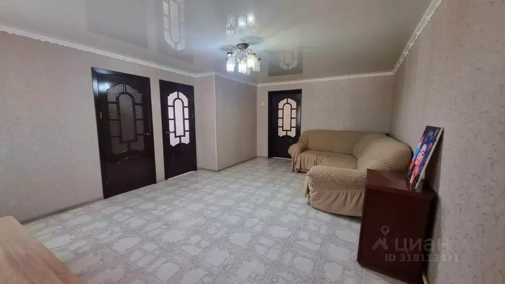 Дом в Астраханская область, с. Енотаевка ул. Антюшева, 13 (100 м) - Фото 2