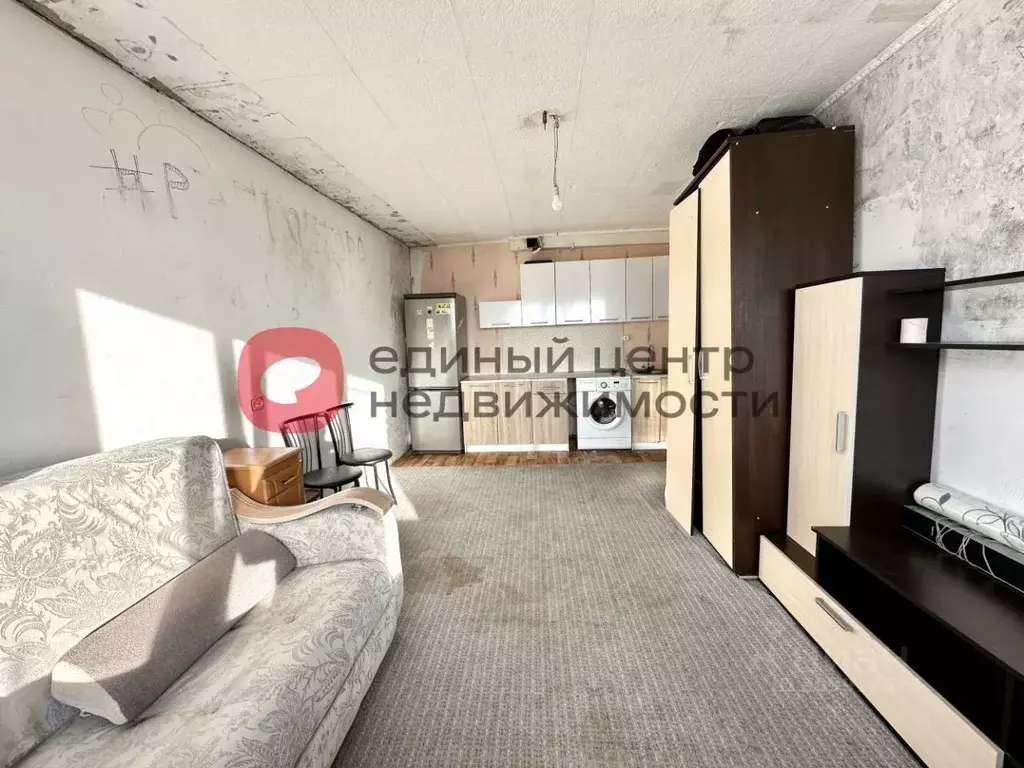 Комната Тюменская область, Тюмень ул. Республики, 214 (18.2 м) - Фото 0