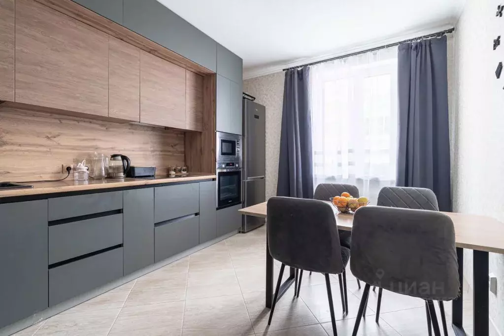 2-к кв. Татарстан, Казань ул. Космонавтов, 61В (56.4 м) - Фото 1