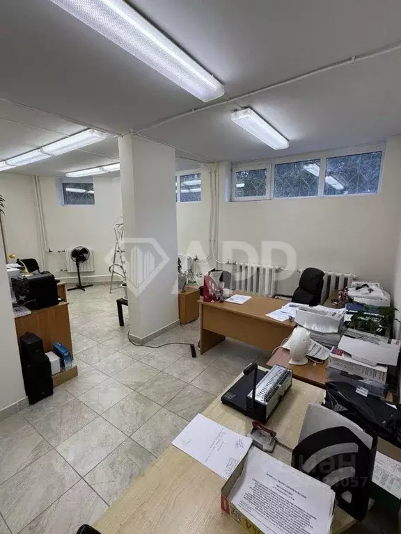 Помещение свободного назначения в Татарстан, Казань ул. Столярова, 15А ... - Фото 1