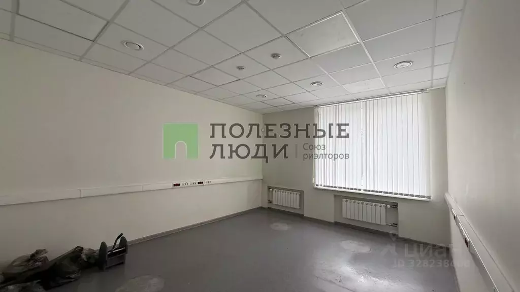 Офис в Красноярский край, Красноярск ул. Красной Армии, 18 (246 м) - Фото 1