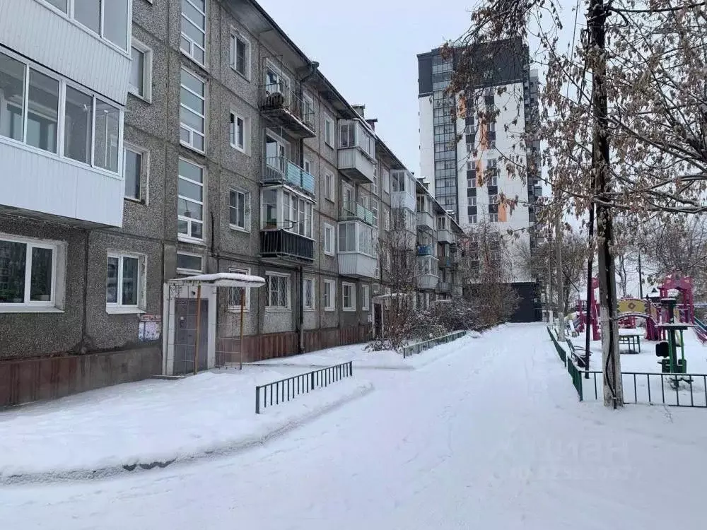 2-к кв. Иркутская область, Иркутск ул. Серафимовича, 8 (45.0 м) - Фото 1