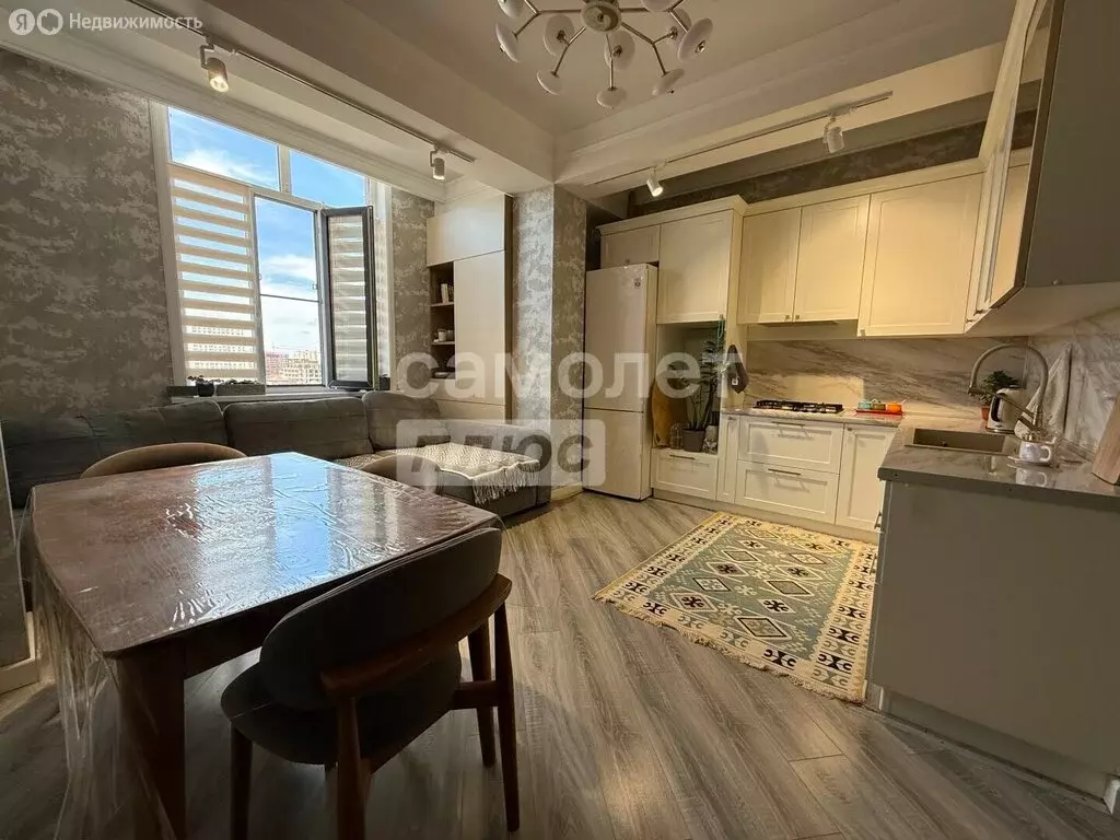 3-комнатная квартира: Махачкала, Халимбекаульская улица, 33Бк1 (50 м) - Фото 2